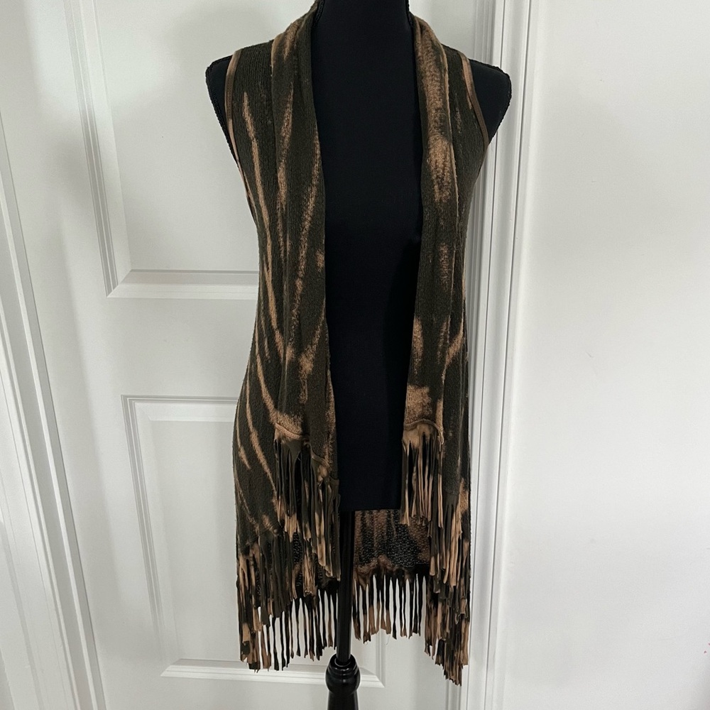 Gimmicks BKE Size Small‎ Flyaway Fringe Vest Open Weave Raw Edge Olive/Brown - Picture 4 of 6